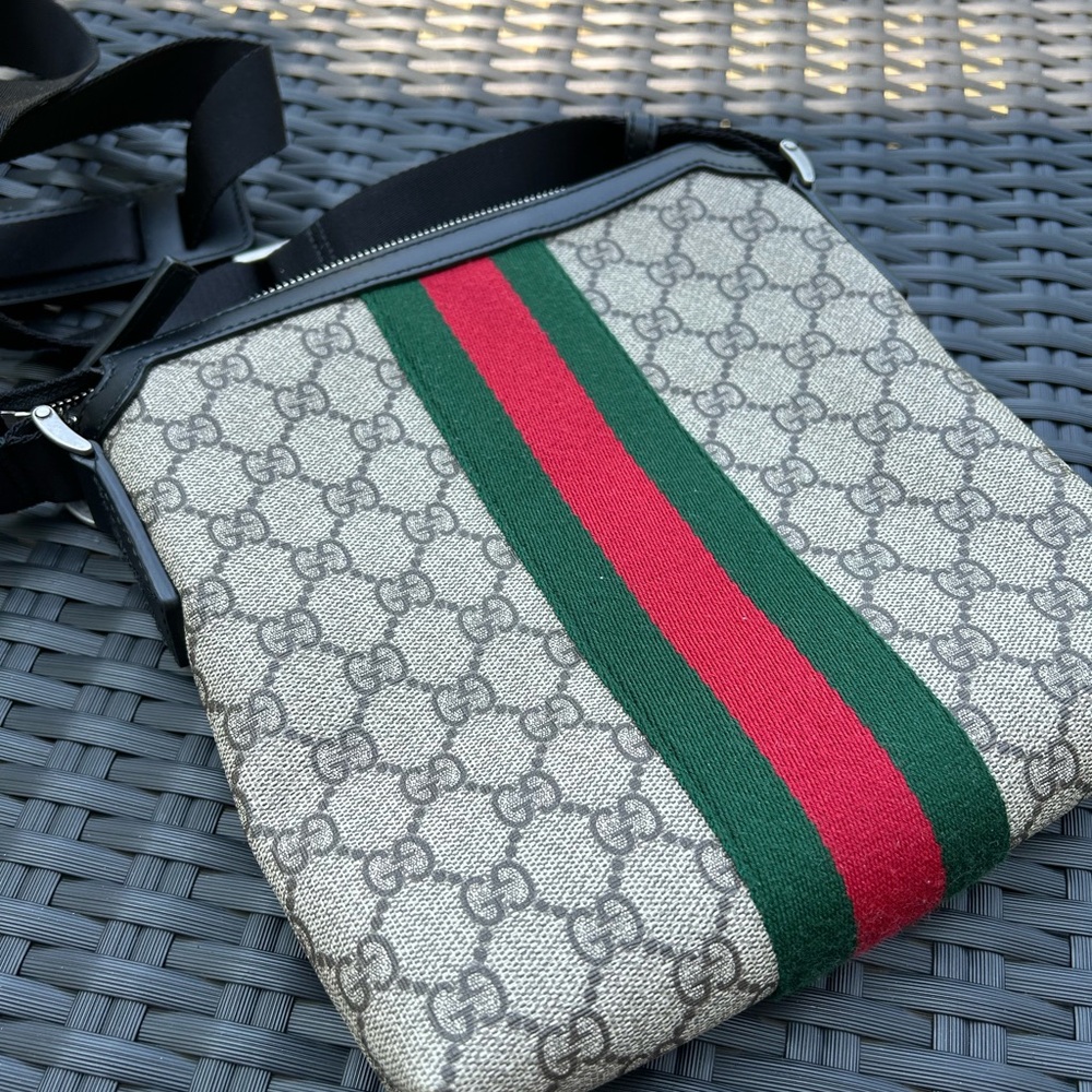 Gucci - Picture 9 of 9